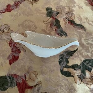 Like new Lenox Dove shaped Candy Dish